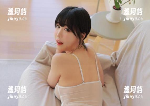 在Addielyn(에디린)的教室私拍图集中，时光似乎悄悄溜走了呢…