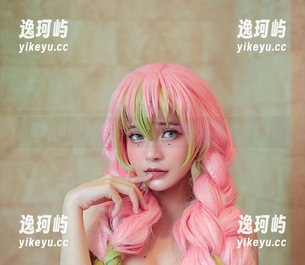 Azami 看Azami如何用Jinx的美图来挑战我的品味