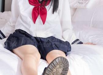 BoBoSocks袜啵啵 – 小沫的花样步伐：白丝合集更新，脚尖加固不怕走光！