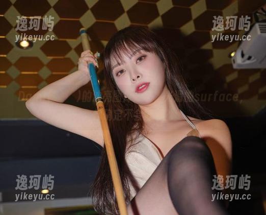 Dami(퀸다미)的油亮图库分享，光滑的surface，你确定不会好奇？