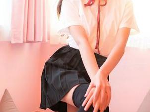 Feilin嗲囡囡 – Egg_尤妮丝的隐秘居家图册：不那么完美的完美