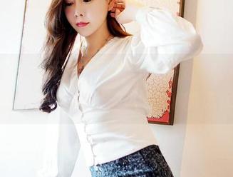 Feilin嗲囡囡 – 图册里的毛衣，和风一样轻盈——看陈雅漫VICKY的选择吧