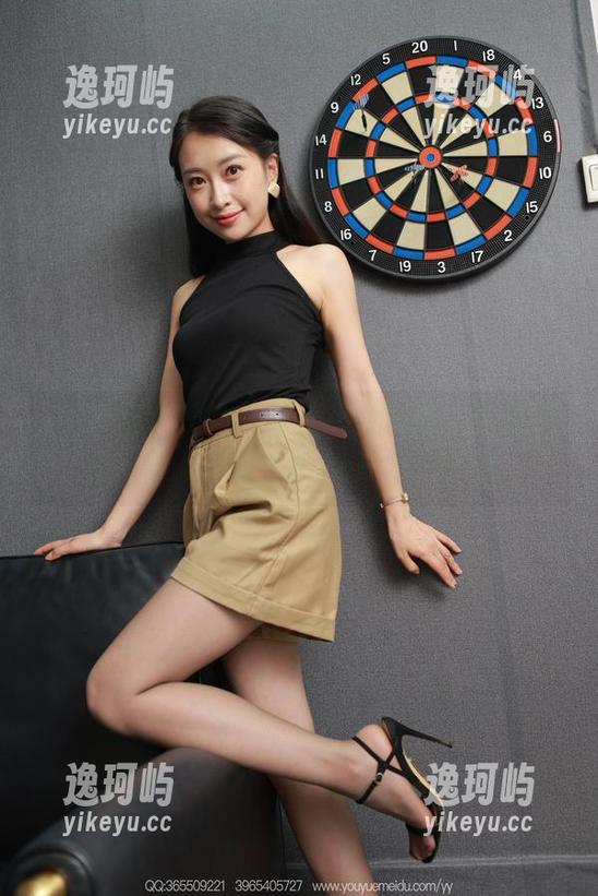 IESS异思趣向 - 最新小婕图册：当蓝领佳人遇上美好，真心想给你点赞！