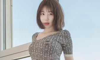 空姐风采尽在MyuA(뮤아)的作品中，赶快下载凑个热闹吧！