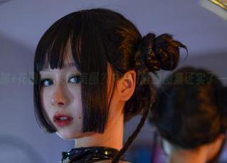兔女郎+花园=天花板美图？PAKI酱的图集证实了一切！