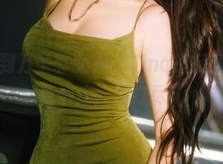 从修女到万圣节女神，Tina很妖孽呀的写真图库一网打尽！