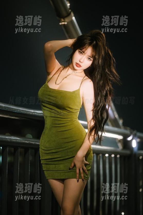 从修女到万圣节女神，Tina很妖孽呀的写真图库一网打尽！