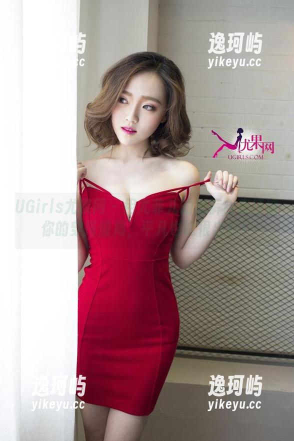 UGirls尤果网-尤菲儿 UGirls尤果网 - 用尤菲儿的短裤合集打破你的穿搭僵局,平凡也能很出彩!
