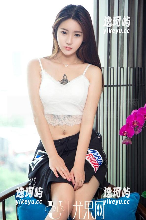 UGirls尤果网 - 皮衣之外，你的一丝不苟，张小西Ann的作品透着俏皮！