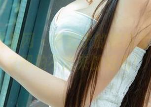 UGirls尤果网 – 李思宁的棉袜大图：用拍立得拍不出来的好看！