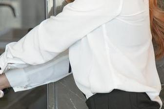 UGirls尤果网 – 黑纱下的艾小青，全系列作品，透着一丝淡淡的忧伤，恋情的滋味恰如其分。