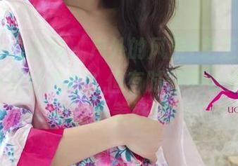 UGirls尤果网 – 户外的风景+芝芝Booty的美图=清新脱俗？但有时候不也是在找身边的小美好吗？