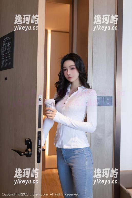 Xiuren秀人网-Kikibaby Xiuren秀人网 - 秘制私拍图集:Kikibaby的吊带其实是个展示内心戏的工具吧!