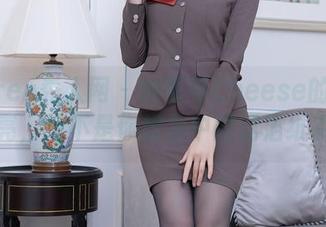 Xiuren秀人网 – 妙可可Cheese的资源：油亮，绝不是你想象中的锡箔纸手艺。