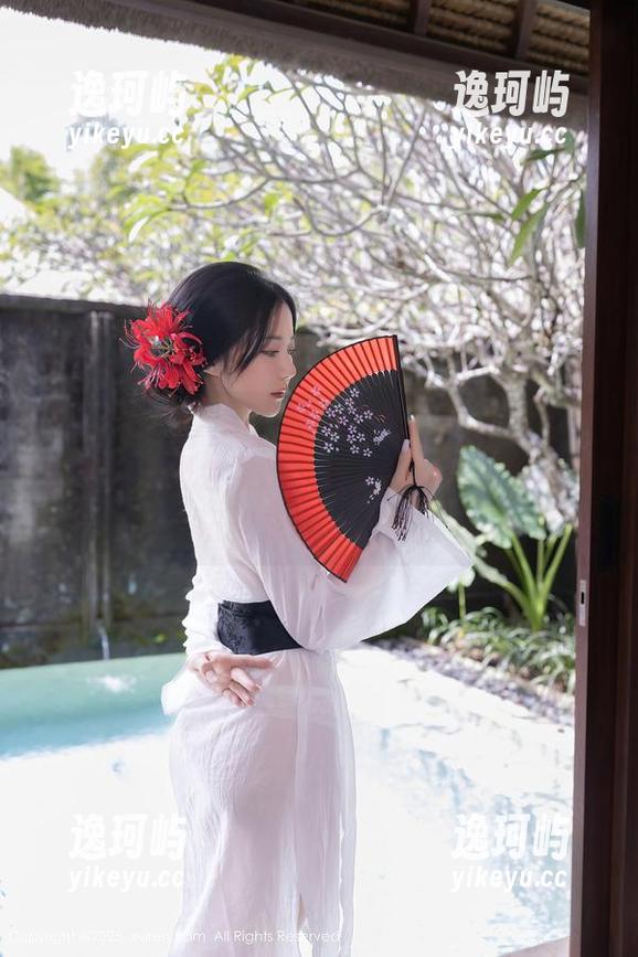 Xiuren秀人网-小兔纯纯 Xiuren秀人网 - 小兔纯纯的写真合集,白裙子大概会让我一直沉溺,真怕迟早会沉淀成一种习惯。