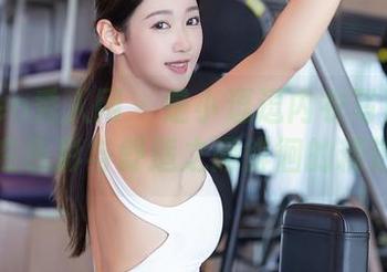 Xiuren秀人网 – 是小逗逗内衣写真集：在色彩与舒适之间徘徊的精选
