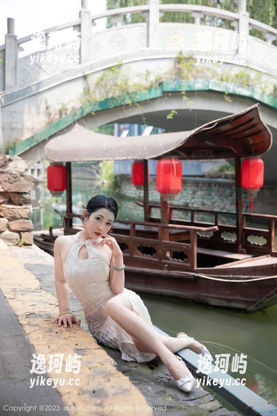 Xiuren秀人网-杨欣欣 Xiuren秀人网 - 把杨欣欣的运动姿势存进网盘,随时随地动一动,多么妙啊!