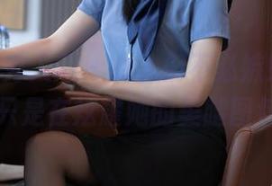 Xiuren秀人网 – 女人们不必嫉妒，林文文只是在炫耀她的美腿图包。