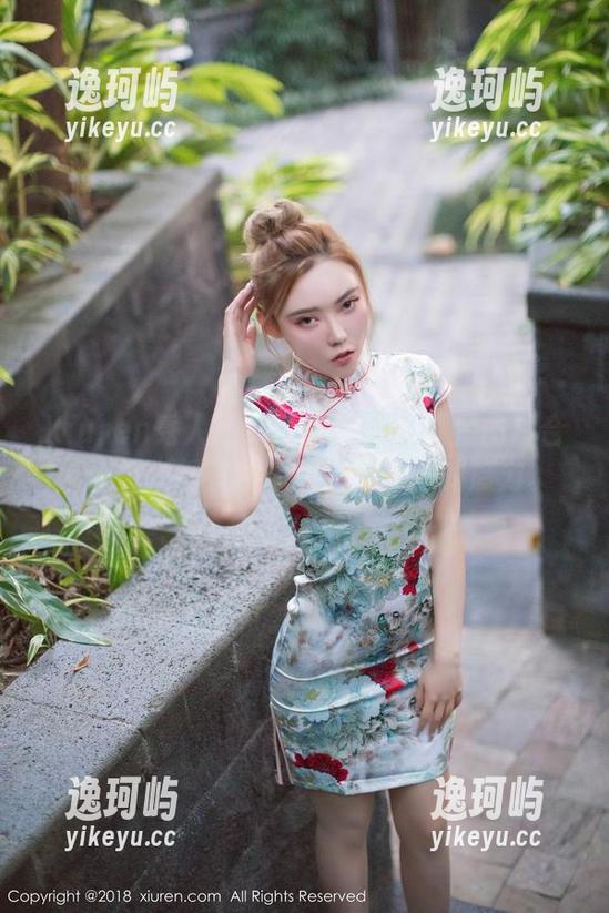 Xiuren秀人网 - 清水美嘉的裸足图片合集：每张都有种想让人停下来的魔力。