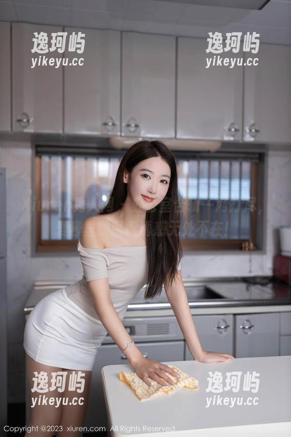 Xiuren秀人网 - 办公室合辑一网打尽，爱酱里的网盘诱惑无处不在！