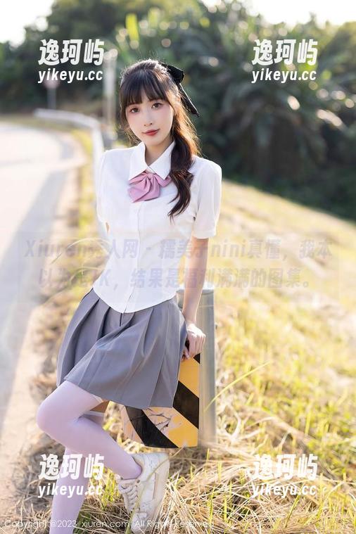 Xiuren秀人网 - 糯美子nini真懂，我本以为是JK，结果是福利满满的图集。