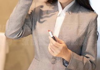 Xiuren秀人网 – 陆萱萱云南旅拍，美图里的每一张都像在鼓动我换壁纸。