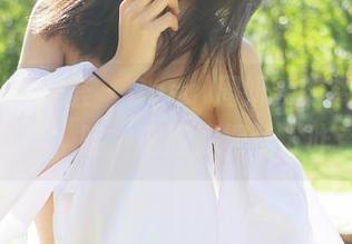 YouMi尤蜜荟 – Carol周妍希的镂空，我只能说，哇，这高清得让人咋舌！