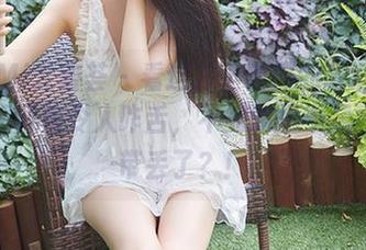 YouMi尤蜜荟 – 看这井上雪樱的高清图册，昭和风格令人咋舌，不知道是不是我也被带丢了？！
