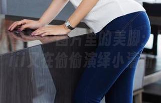 YouMi尤蜜荟 – 图片里的美脚：思淇Sukiii又在偷偷演绎小清新
