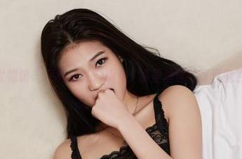 YouWu尤物馆 – 品味悦儿Yuky：裤里丝这款写真能否入你的眼
