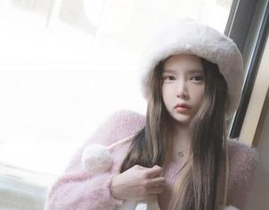当毛衣遇上Yuka(유카)，那是怎样的一种舒适与风情？图包请迁就我！