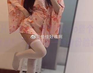 黑白不只是颜色，佳佳酱ovo整个系列一网打尽！下载前来一场身份验证？