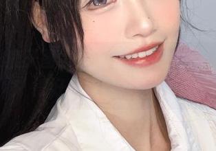 千反田鹿子图集：英梨梨的皮衣之谜，穿得好像躲藏的不少…
