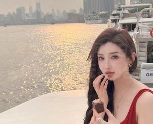 微密圈 – 周妍希教你如何穿白衬衫，免费合集助你搞定无数场合！