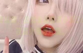 广告还没过期，我就来品鉴啾小妍Deer的暗夜猫女免费合集。