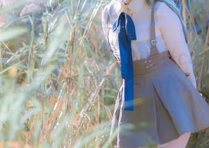 突然发现塔塔_Lo1iTa的妹妹cos那么上头，得赶紧分享给我的小伙伴们！