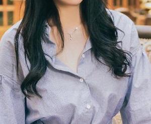 头条女神 – 你没见过的琳琳学姐，免费图集带你玩转！