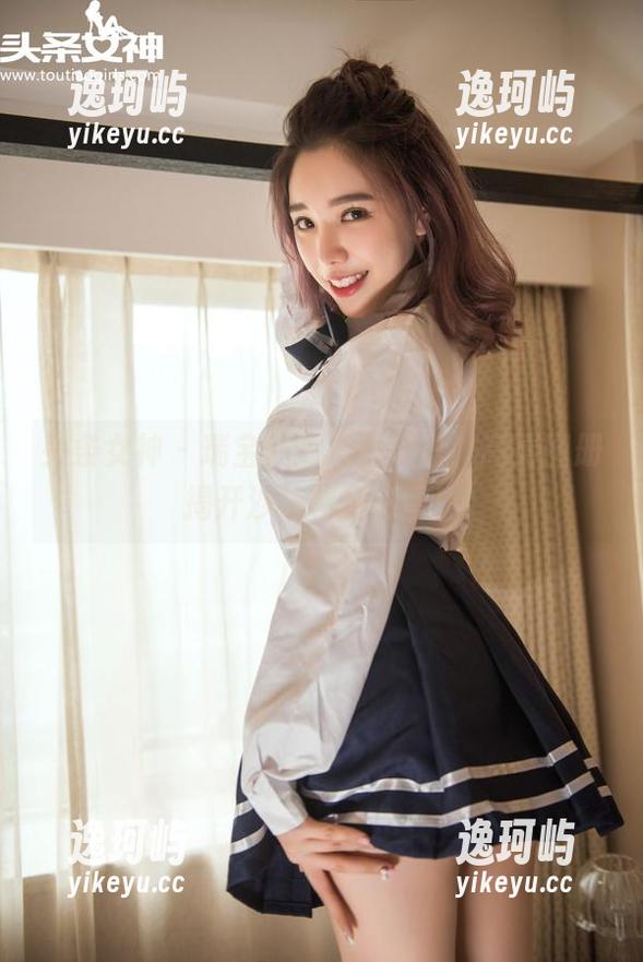 头条女神 - 瑞宝儿的海边浪漫，高清图册揭开沙滩神秘彩蛋！