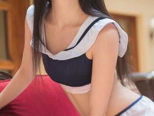 头条女神 – 带着点暧昧的图包：神琦泽步与她的体操服