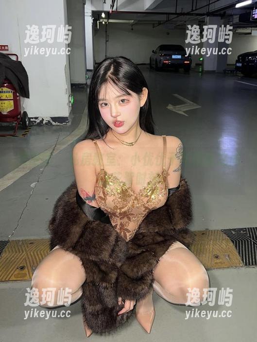 微密圈 - 私房教室：小优优子与黑板之间的花絮时刻