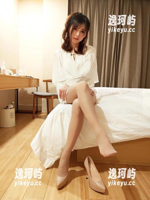 小女巫露娜 小女巫露娜的美腿图库,高清到让你想舔屏