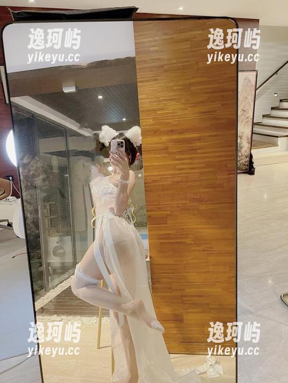 微密圈 - 校服小玉吃果冻精选，难道每一套都让我想重返校园？