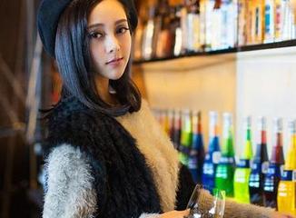 推女神 – 不得不说，喵喵哒的灰丝高清让人有种想要探究的冲动，等待中。