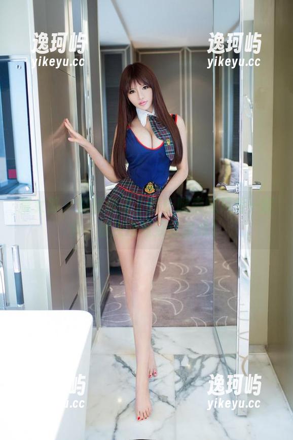 推女郎 - 赵惟依说，这长腿美图只是一部分，你还没看到全部哦！