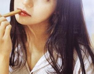 果团网 – 网盘里的周妍希，长腿不只是在梦里出现哦！