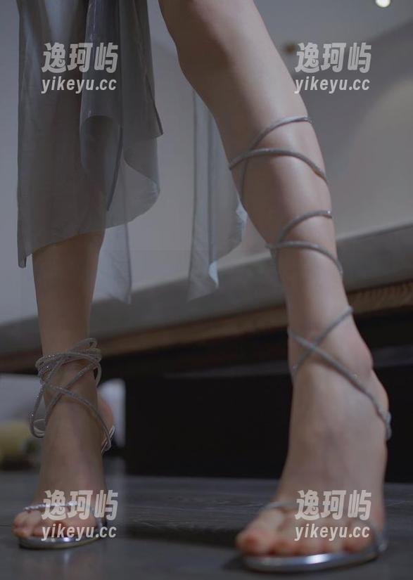 禅院熏 微密圈 - 随便翻翻网盘,竟然发现禅院熏的OL酒后合集。