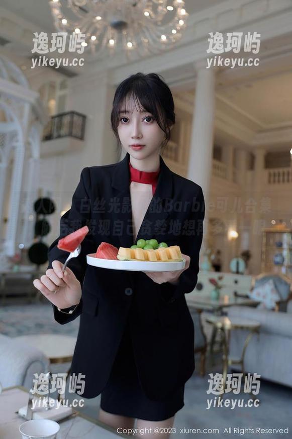 秀人网-Barbie可儿 秀人网 - 白丝光影间的Barbie可儿合集,随后我发现自己贪婪地想再多看一眼