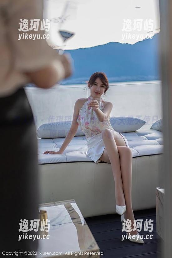 秀人网-优琪琪子yuki 秀人网 - 优琪琪子yuki说今天是天使日,原图分享你的小秘密!