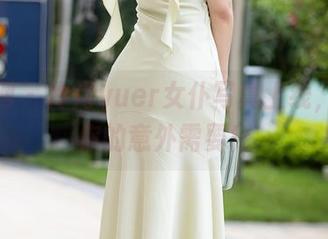 秀人网 – 冷月yuer女仆写真上线，满足你的意外需要！