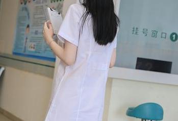 秀人网 – 小嘉敏的美腿：这组作品是不是把其他腿都比下去了？